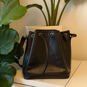 Louis Vuitton Petit Noe Black Epi with Dustbag
